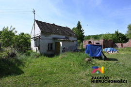 Dwa domy z ziemią rolną w Broniszowie